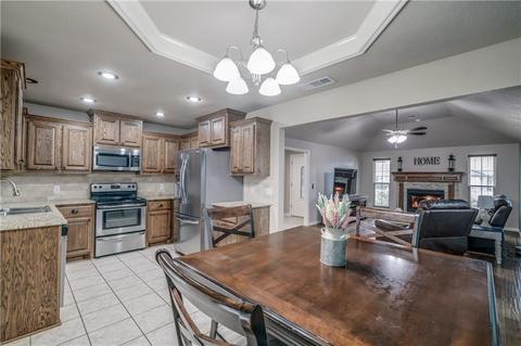 1424 Eagle Dr, Moore, OK 73160 photo 10