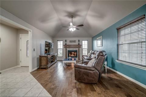 1424 Eagle Dr, Moore, OK 73160 photo 8