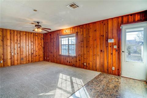 1329 N Willard St, Altus, OK 73521 photo 13