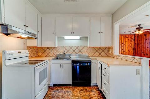1329 N Willard St, Altus, OK 73521 photo 11