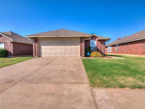 4105 Applegate Dr, Moore, OK 73160 photo 1