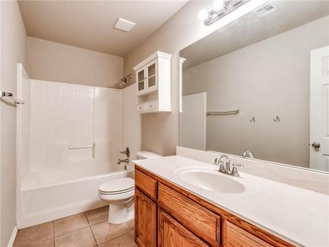 4105 Applegate Dr, Moore, OK 73160 photo 17