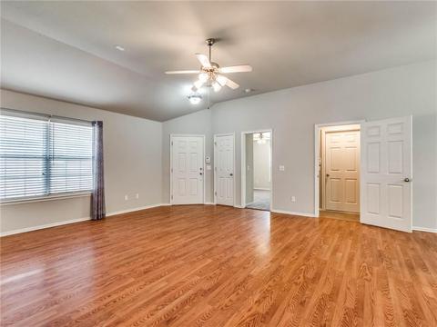 4105 Applegate Dr, Moore, OK 73160 photo 9