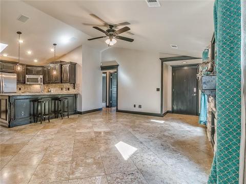 2125 Westmore Dr, Moore, OK 73170 photo 8