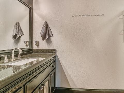 2125 Westmore Dr, Moore, OK 73170 photo 25