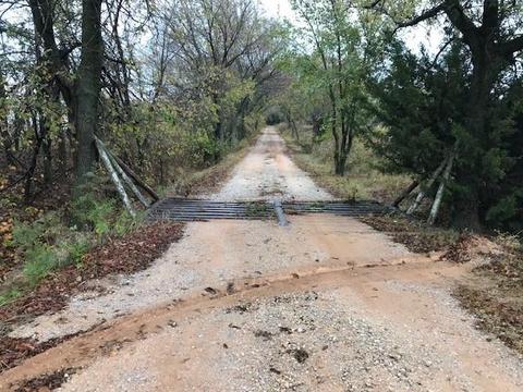 13622 Ropers Ave, Wayne, OK 73095 photo 3