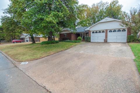 1709 N Rolling Ridge Dr, Bethany, OK 73008 photo 2