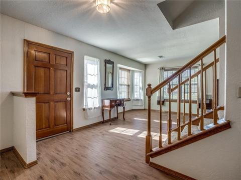 1821 Rasheed Rd, Edmond, OK 73003 photo 2