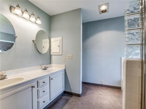 1821 Rasheed Rd, Edmond, OK 73003 photo 8