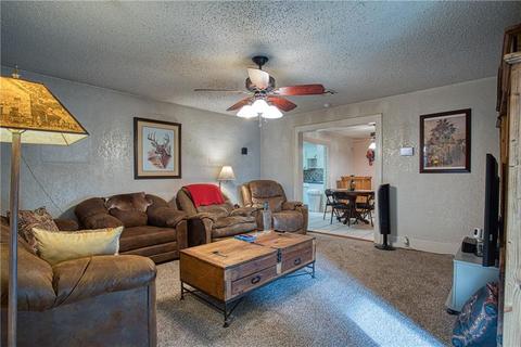 715 E Cypress St, Altus, OK 73521 photo 7