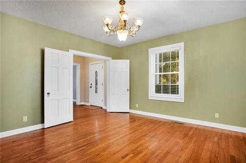 825 E Cypress St, Altus, OK 73521 photo 11