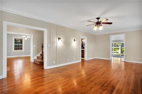 825 E Cypress St, Altus, OK 73521 photo 7