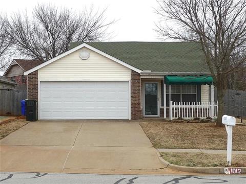 1012 Cedarcrest St, Norman, OK 73071 photo 1