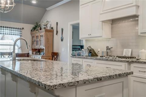 3409 Huron Cir, Moore, OK 73160 photo 15