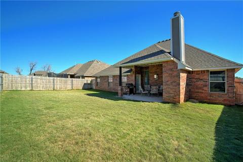 3409 Huron Cir, Moore, OK 73160 photo 5