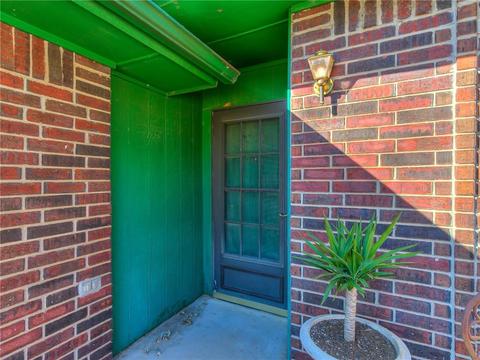 2829 Creekview Pl, Norman, OK 73071 photo 2