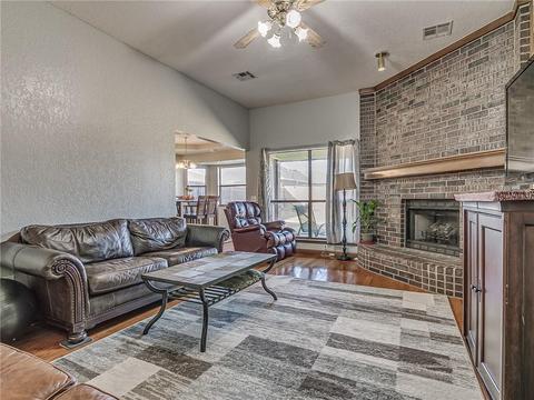 2829 Creekview Pl, Norman, OK 73071 photo 9