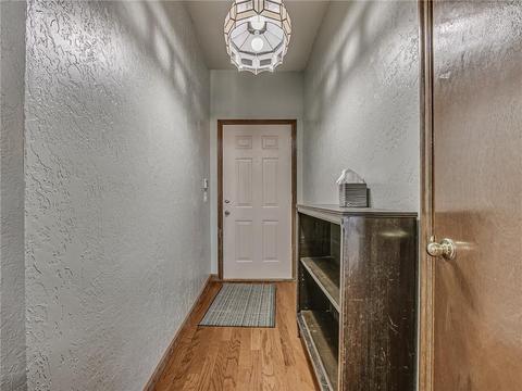 2829 Creekview Pl, Norman, OK 73071 photo 5