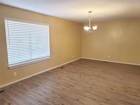 18 Cherry Dr, Chickasha, OK 73018 photo 5