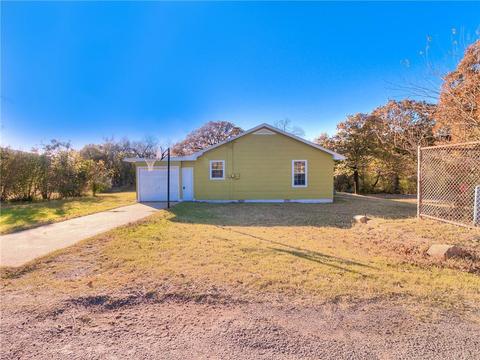 507 E 3rd St, Chandler, OK 74834 photo 8