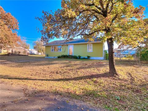 507 E 3rd St, Chandler, OK 74834 photo 3