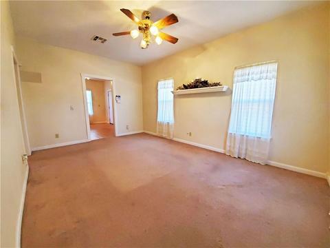 320 S 8th St, Chickasha, OK 73018 photo 3