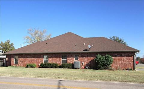 133 W 6th St, Hydro, OK 73048 photo 32