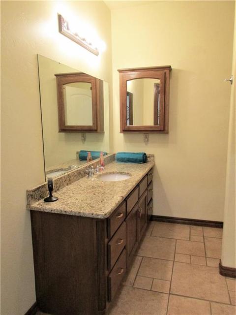 133 W 6th St, Hydro, OK 73048 photo 23