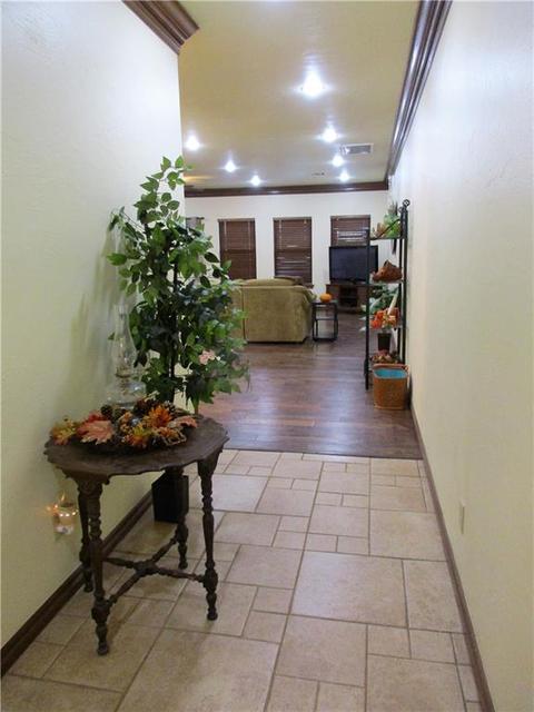 133 W 6th St, Hydro, OK 73048 photo 4