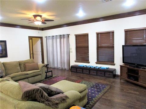 133 W 6th St, Hydro, OK 73048 photo 8