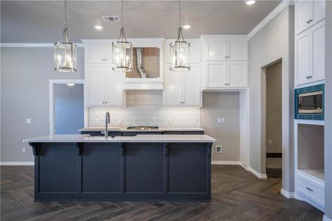 628 Red River Dr, Yukon, OK 73099 photo 4