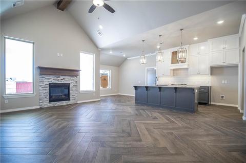 628 Red River Dr, Yukon, OK 73099 photo 3