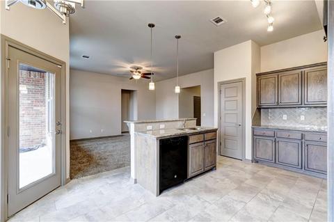 2005 Jackson Dr, Norman, OK 73071 photo 3