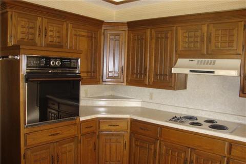 909 N Broadway Ave, Hydro, OK 73048 photo 14