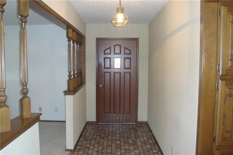 909 N Broadway Ave, Hydro, OK 73048 photo 3
