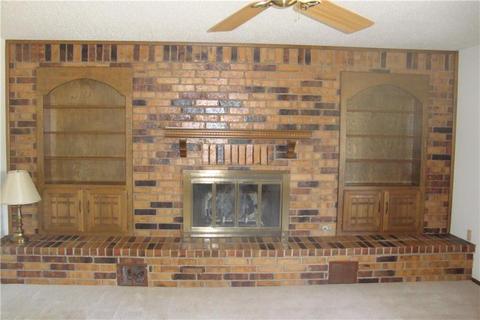 909 N Broadway Ave, Hydro, OK 73048 photo 8