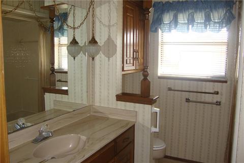 909 N Broadway Ave, Hydro, OK 73048 photo 20