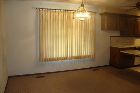 909 N Broadway Ave, Hydro, OK 73048 photo 9