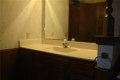 909 N Broadway Ave, Hydro, OK 73048 photo 23