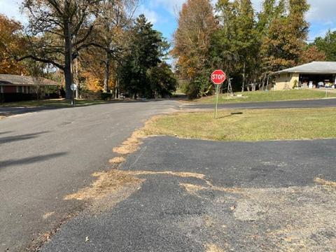 303 S Bock Rd, Broken Bow, OK 74728 photo 3