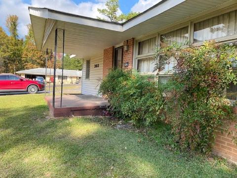 303 S Bock Rd, Broken Bow, OK 74728 photo 4