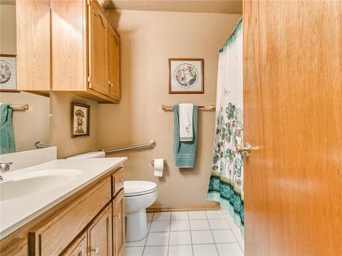 2408 Tyler Ln, Moore, OK 73170 photo 25