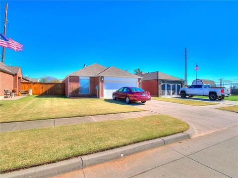 2408 Tyler Ln, Moore, OK 73170 photo 1