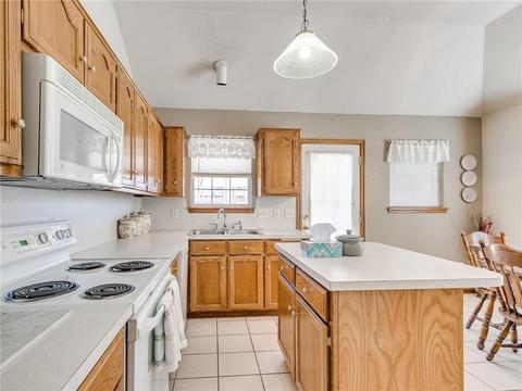 2408 Tyler Ln, Moore, OK 73170 photo 18