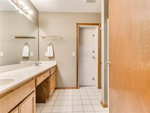 2408 Tyler Ln, Moore, OK 73170 photo 22