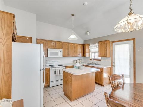 2408 Tyler Ln, Moore, OK 73170 photo 17
