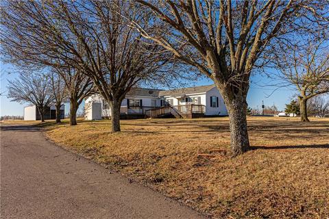 7708 E Tyler Dr, Tuttle, OK 73089 photo 2
