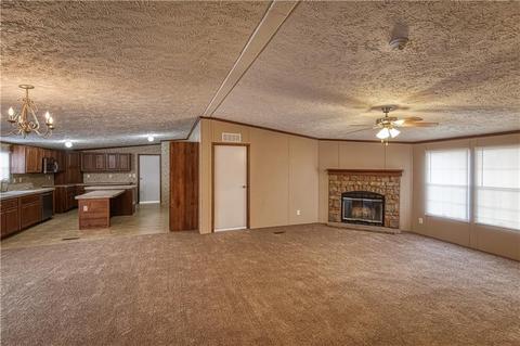 512 E 1st St, Foss, OK 73647 photo 17