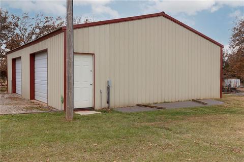 320 Warrior Rd, Mcloud, OK 74851 photo 3