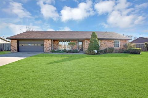 1124 S Trail Dr, Altus, OK 73521 photo 1
